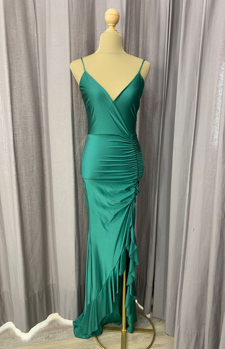 VESTIDO ESMERALDA LISO CON TIRANTES DELGADOS