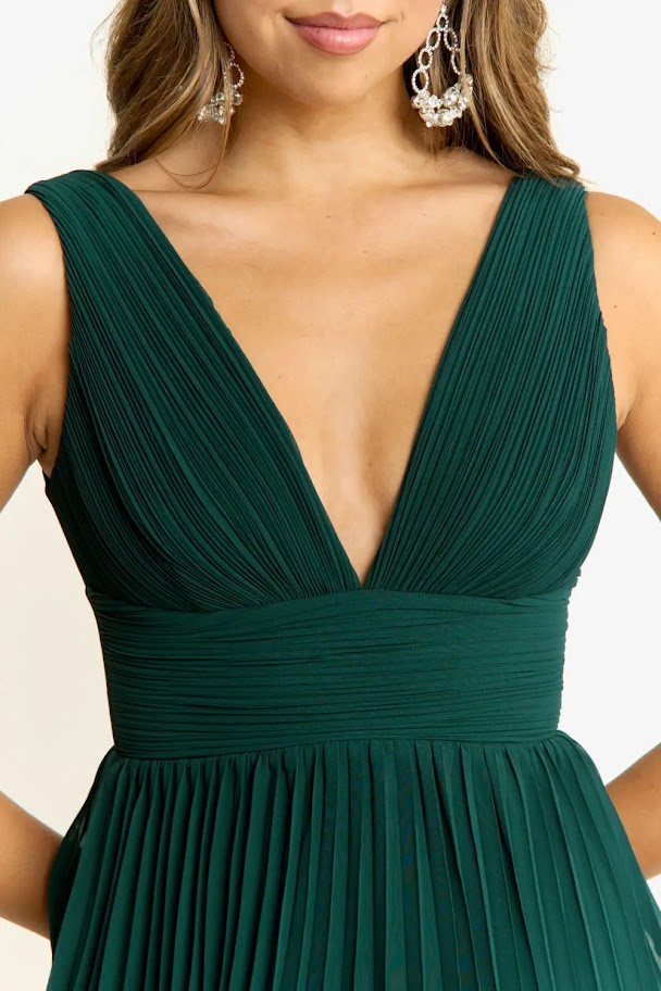 Vestido de fiesta Galicia verde esmeralda falda en capas