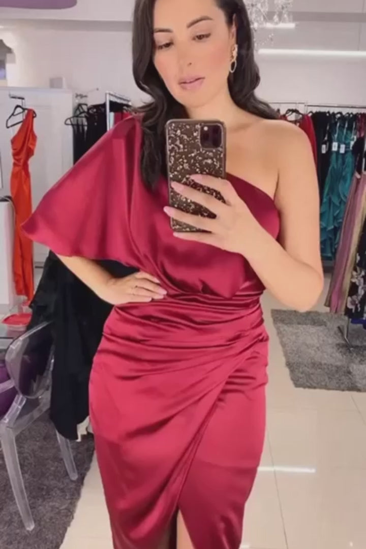 Persian Wine Vestido Midi Rojo un Hombro Satín